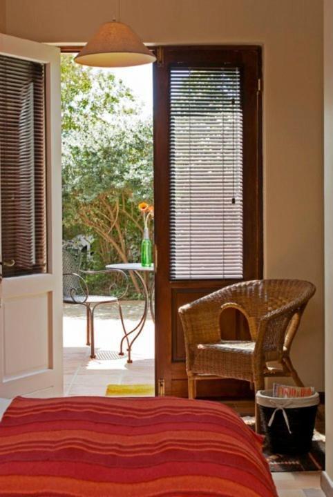 Oak Village B&B Стелленбос Номер фото