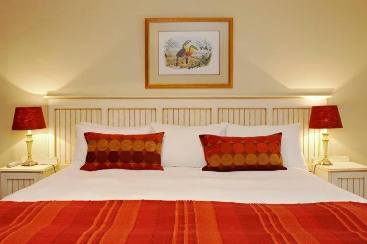 Oak Village B&B Стелленбос Номер фото