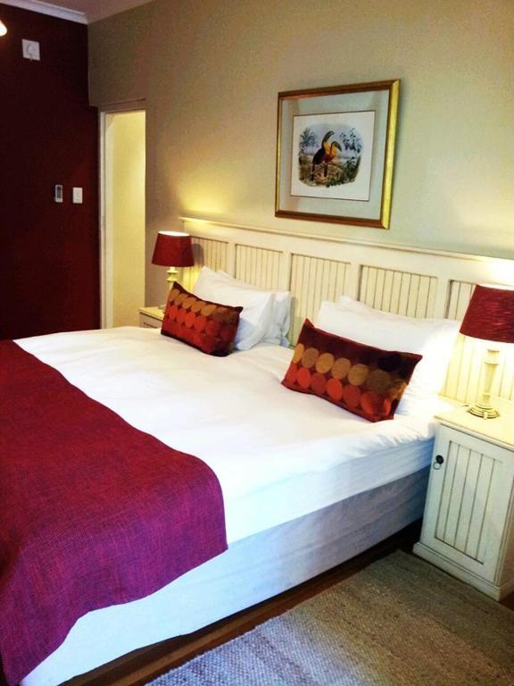 Oak Village B&B Стелленбос Номер фото